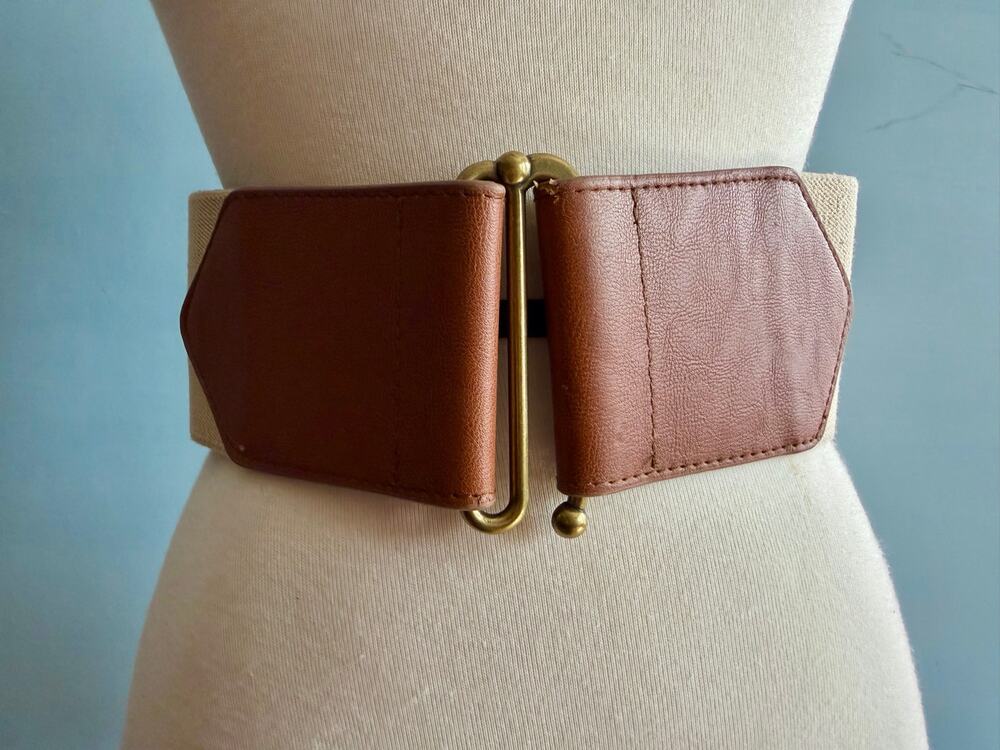 EXPRESS Tan Faux Leather Stretch Waist Belt sz XS/S